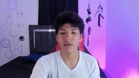 Maximiliano online show from 11.10.25