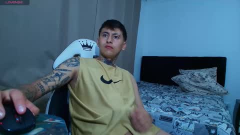 Maximum Independent model online show from 11.08.25