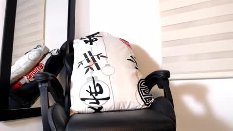 Maximo Sebastian online show from 03.17.26