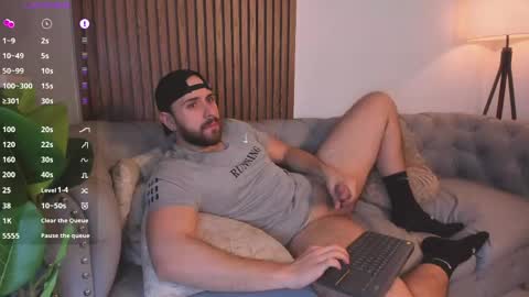 Maximo Wolf online show from 04.11.26