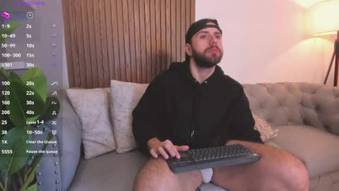 Maximo Wolf online show from 04.12.26