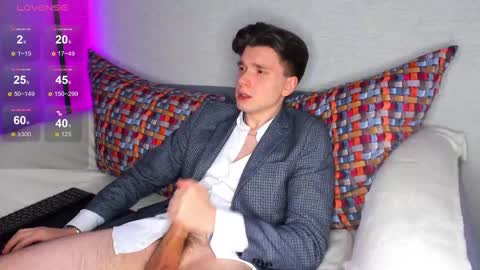 Max online show from 02.19.25