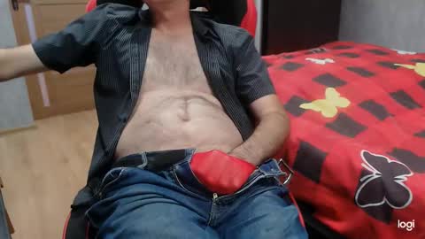 maximus3334 online show from 10.17.25