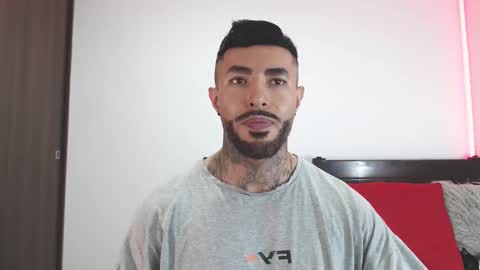 Independent Model online show from 03.18.26