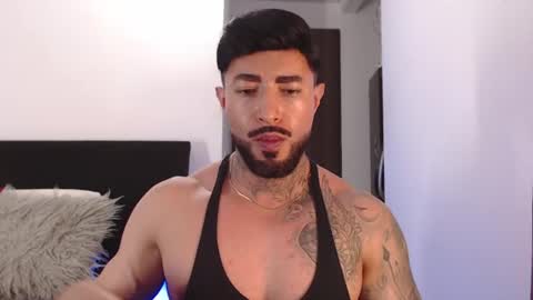 Snapshot of maximus_golden chatting on 06.19.26 Independent Model online show from 06.19.26