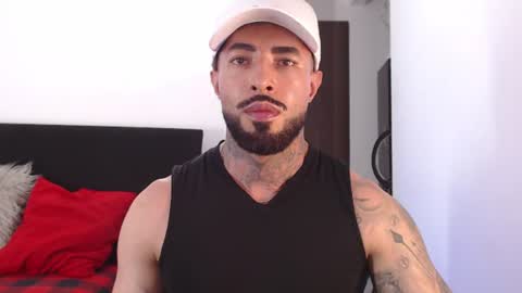 Snapshot of maximus_golden chatting on 06.26.26 Independent Model online show from 06.26.26