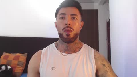 Snapshot of maximus_golden chatting on 07.16.26 Independent Model online show from 07.16.26