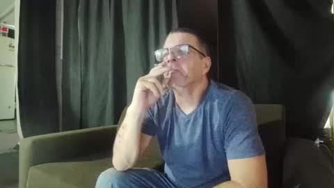 Max online show from 02.25.25