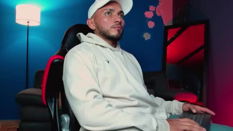 Maximus Clark online show from 01.15.26