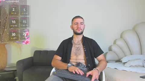 Snapshot of maximusclark1_ chatting on 06.19.26 Maximus online show from 06.19.26
