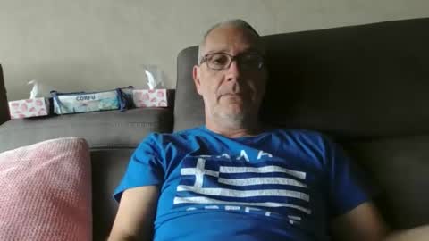 Snapshot of maxou569 chatting on 10.05.25 maxou569 online show from 10.05.25