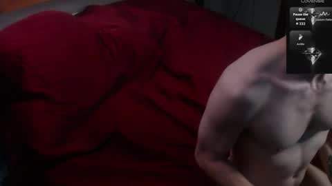 Snapshot of maxrouger chatting on 04.14.26 MaxRouger online show from 04.14.26