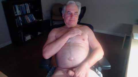 Snapshot of maxsterize2 chatting on 03.19.26 maxsterize2 online show from 03.19.26