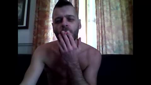 Snapshot of maxthewolf chatting on 12.05.25 MaxTheWolf online show from 12.05.25