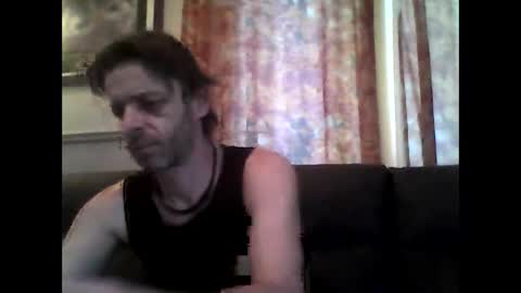 Snapshot of maxthewolf chatting on 05.18.26 MaxTheWolf online show from 05.18.26