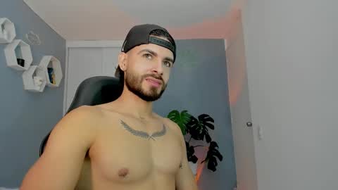 Maxi online show from 02.15.26