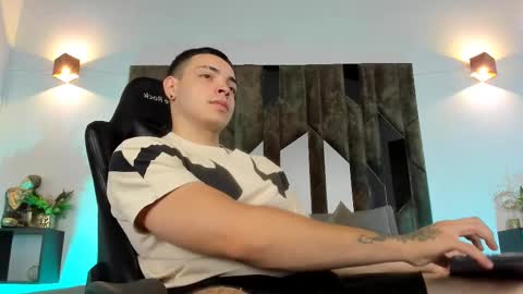 MAX online show from 02.14.25