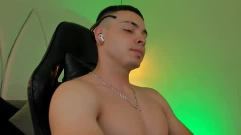 MAX online show from 03.06.25