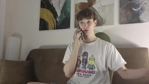 Snapshot of maxwellchik chatting on 10.27.25 maxwellchik online show from 10.27.25