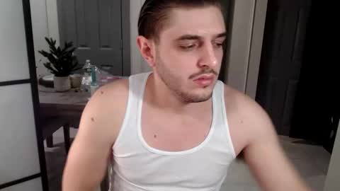 Snapshot of maxx2fun chatting on 11.19.25 maxx2fun online show from 11.19.25