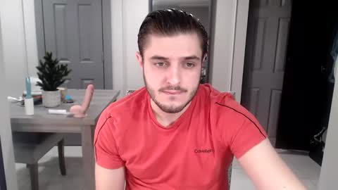 Snapshot of maxx2fun chatting on 12.19.25 maxx2fun online show from 12.19.25