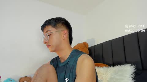 maxx_cortes online show from 02.06.25