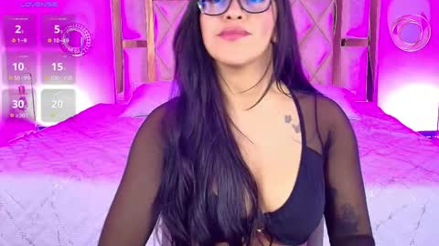 Valentina online show from 06.08.26