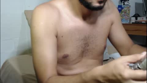 Snapshot of maxxxiimiliano chatting on 11.02.25 Maxx online show from 11.02.25