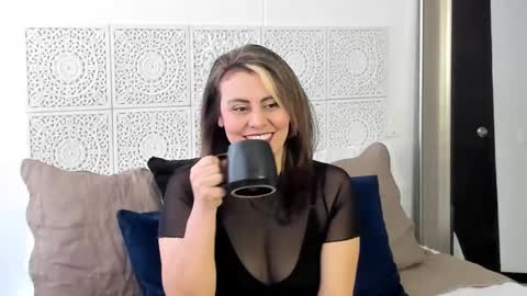 Victoria online show from 12.19.24