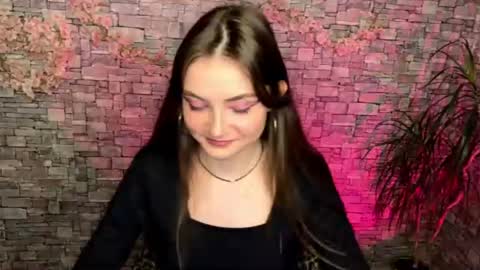 Snapshot of may_rollins chatting on 06.25.26 may online show from 06.25.26