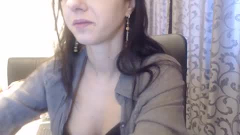 Snapshot of maya24fun chatting on 12.19.25 Maya online show from 12.19.25