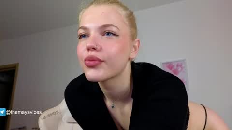 Snapshot of maya_blonde18 chatting on 03.06.26 Maya online show from 03.06.26