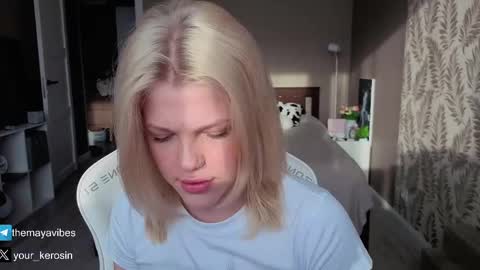 Snapshot of maya_blonde18 chatting on 05.18.26 Maya online show from 05.18.26