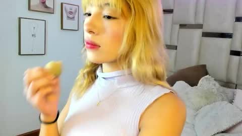 Mayajhons online show from 02.23.26