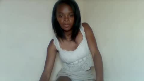 Snapshot of mayalabelle chatting on 11.01.25 mayalabelle online show from 11.01.25