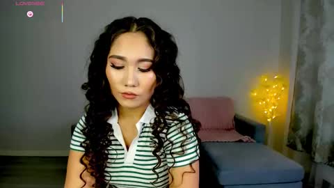 Snapshot of mayamei chatting on 02.20.26 Mia online show from 02.20.26