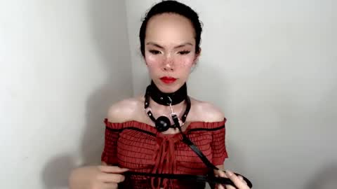 Snapshot of mayamint chatting on 10.12.25 mayamint online show from 10.12.25