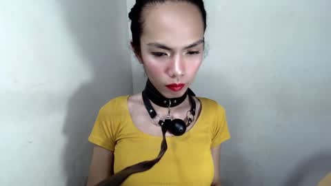 Snapshot of mayamint chatting on 10.15.25 mayamint online show from 10.15.25