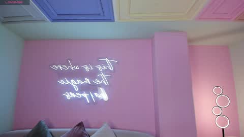 Maya online show from 04.06.26