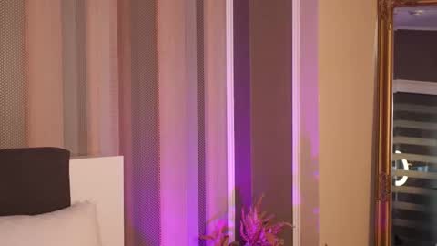 Maya online show from 11.01.25