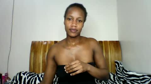 Snapshot of mayasmiley_ chatting on 06.17.26 prettydoll online show from 06.17.26