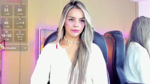 Snapshot of maylinfox chatting on 01.24.25 MaylinFox online show from 01.24.25
