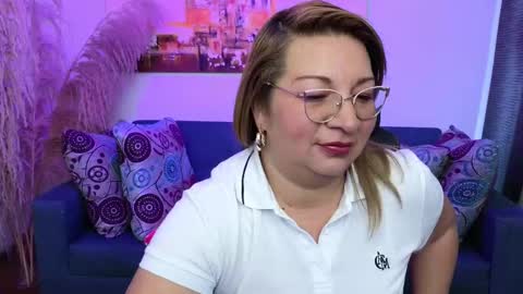 Mailyn online show from 01.25.25