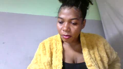 Snapshot of mbotiamby chatting on 07.17.26 mbotiamby online show from 07.17.26