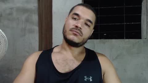 Snapshot of mcgregor_sexhot chatting on 12.17.24 Mcgregor online show from 12.17.24