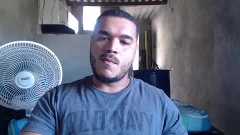 Snapshot of mcgregor_sexhot chatting on 12.17.24 Mcgregor online show from 12.17.24