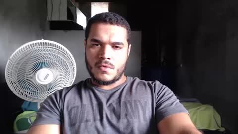 Snapshot of mcgregor_sexhot chatting on 01.05.25 Mcgregor online show from 01.05.25