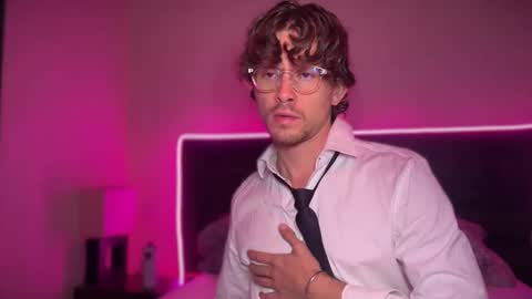 Snapshot of mcklister69 chatting on 03.24.26 mcklister online show from 03.24.26