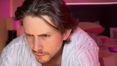 Snapshot of mcklister69 chatting on 04.01.26 mcklister online show from 04.01.26