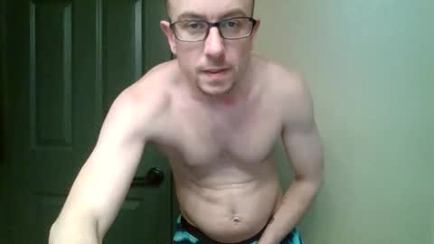 mclovinmackay online show from 02.20.26